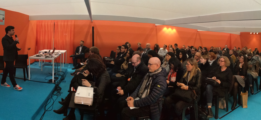 Conference-messaging